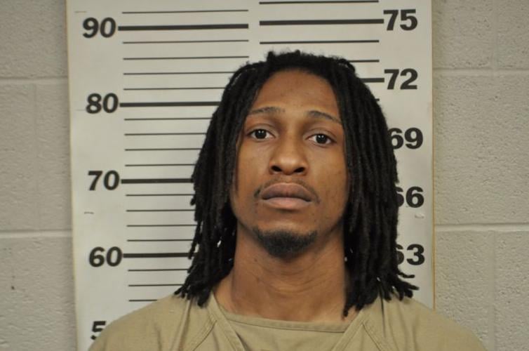 Paris, TN Manhunt continues for shooting suspect in Henry County