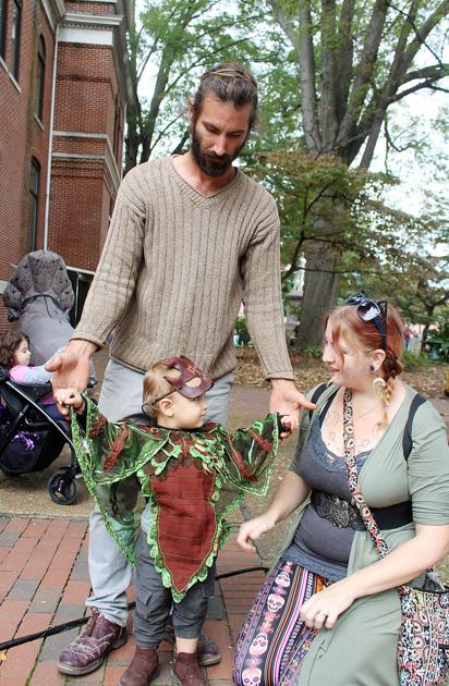 PARIS TN: DPA’s Spooktacular sees spooky scarecrows, crazy costumes