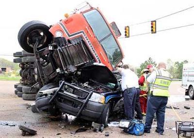 Paris TN: Henry TN police chief seriously injured in wreck ... Paris TN: Henry TN police chief seriously injured in wreck ...