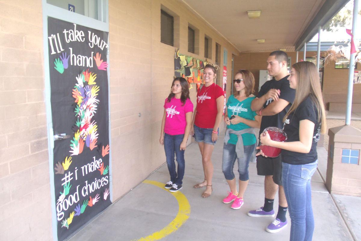 Red Ribbon Week Observed In Parker News Parkerpioneer Net