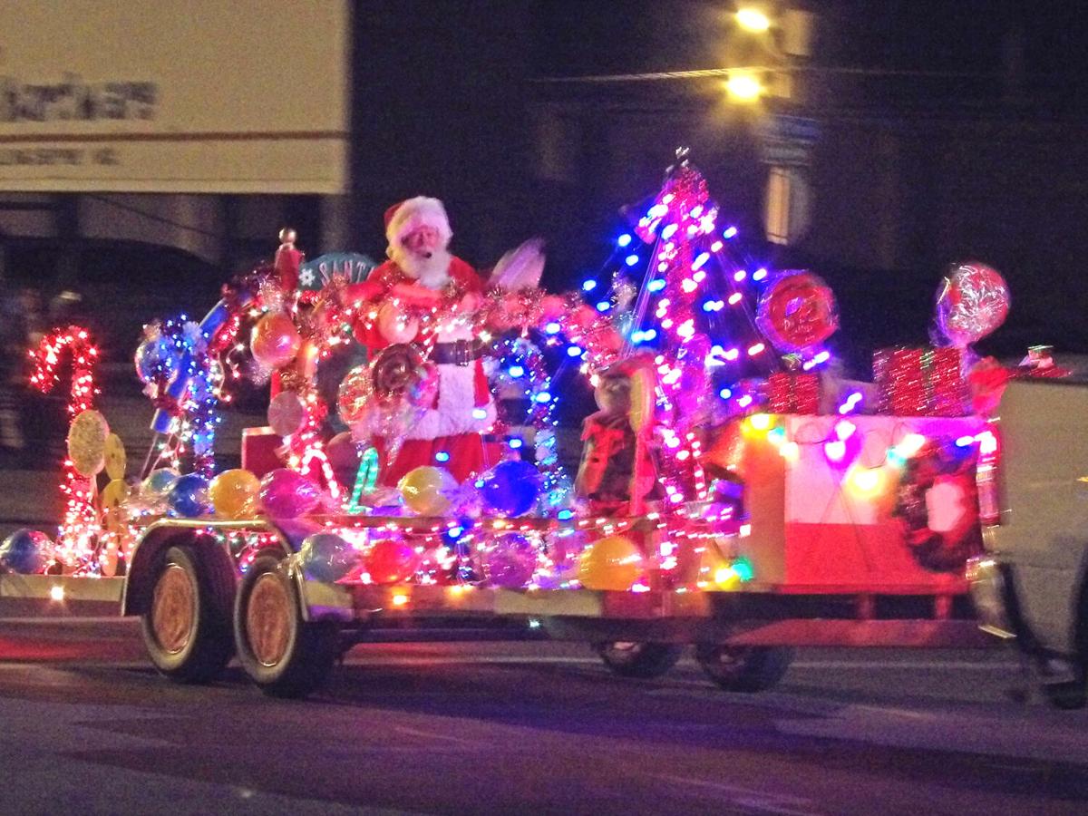 Brownsville Christmas Parade 2022 Parade Of Lights Brings Christmas Cheer To Parker | News | Parkerpioneer.net