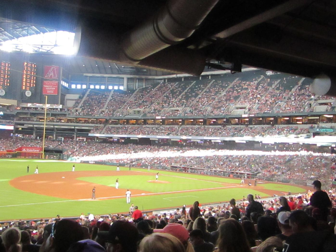 Love it or leave it? Diamondbacks must make decision about Chase Field