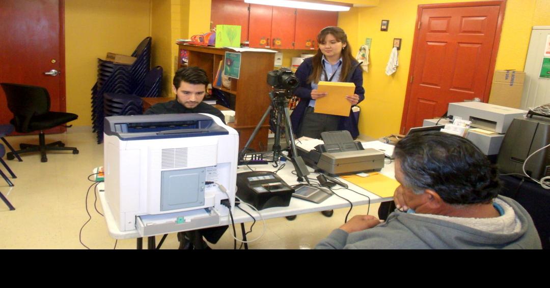 Mobile Mexican Consulate comes to Parker News