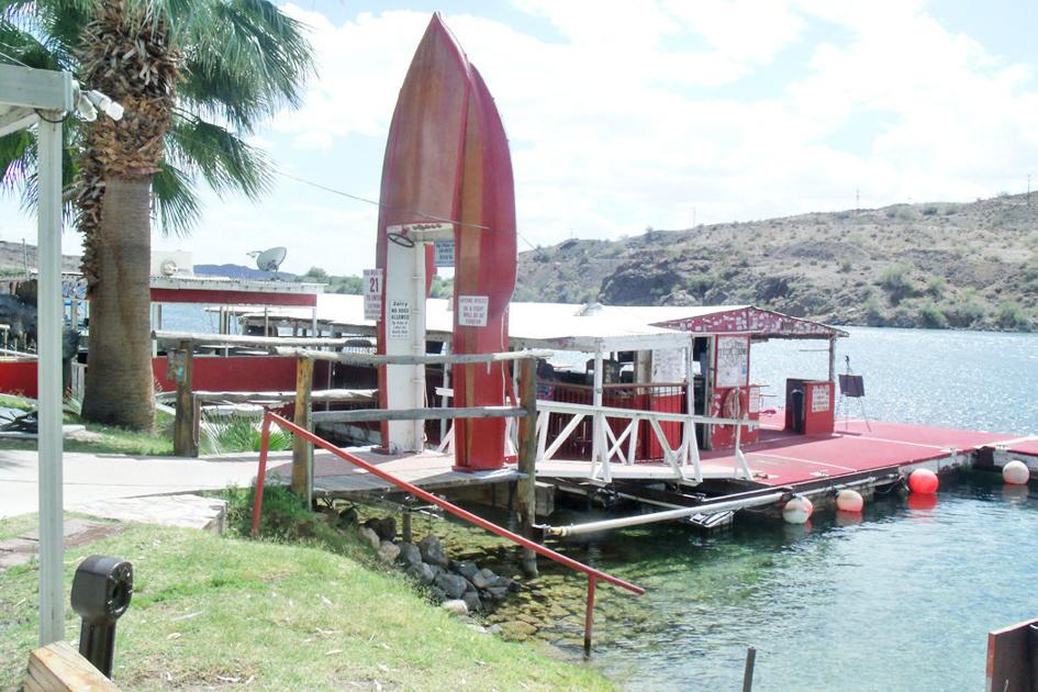 Fox’s Floating Bar celebrates 70 years News