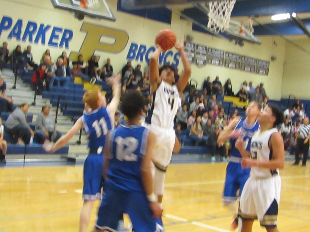 Broncs Boys Win Season Opener Over Kingman 68 56 Sports