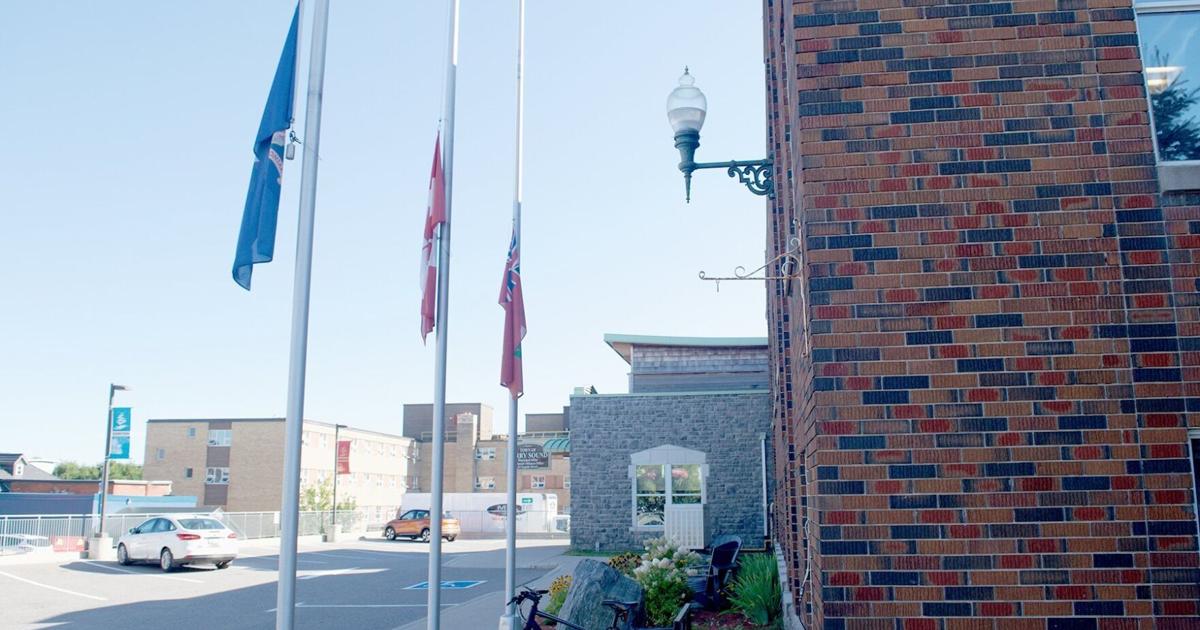 Parry Sound Sign Parry Sound lowers flags to half-mast in honour of Queen Elizabeth II's ...