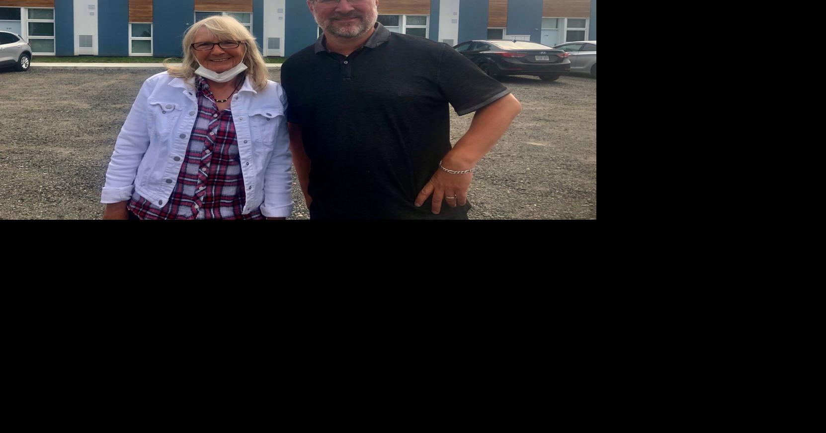 Tenants at new Parry Sound apartment have 'people knocking on our door'