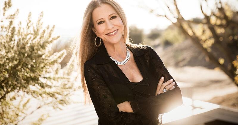 Legendary singer Rita Coolidge visits The Rose Saturday | Music-notes ...