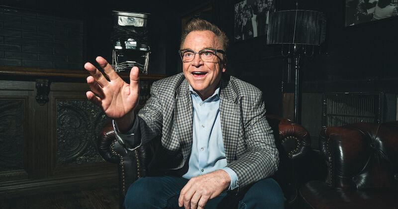 The Right Career Choice: Tom Arnold had a backup plan, but he chose comedy