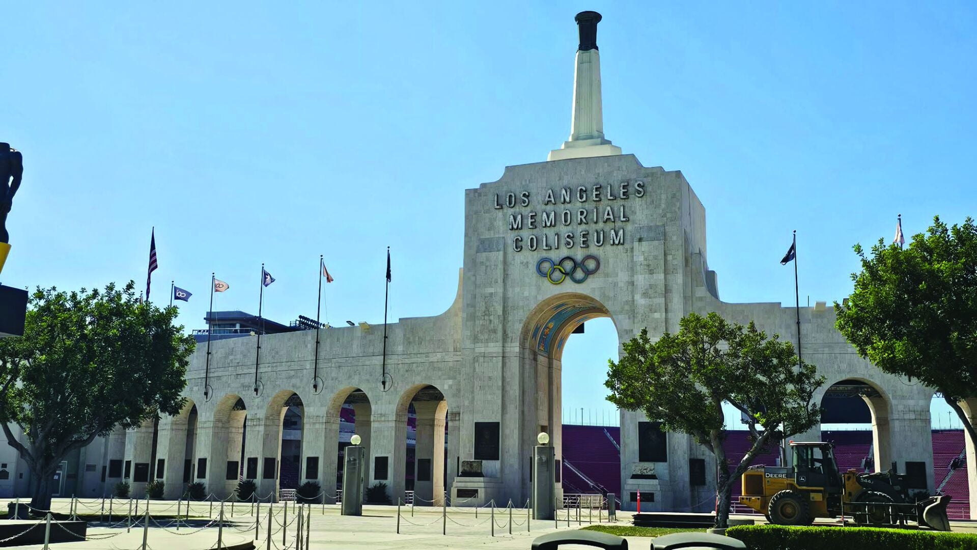 Dreamslinger Where Olympic Dreams Linger: A visit to the LA Memorial Coliseum ...