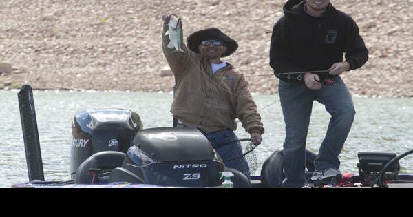 Armstrong fishes to top-10 at Roosevelt Lake tourney | Sports ...