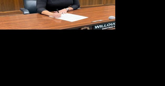 Julie Willoughby sworn in to replace Liz Harris - Vimarsana News