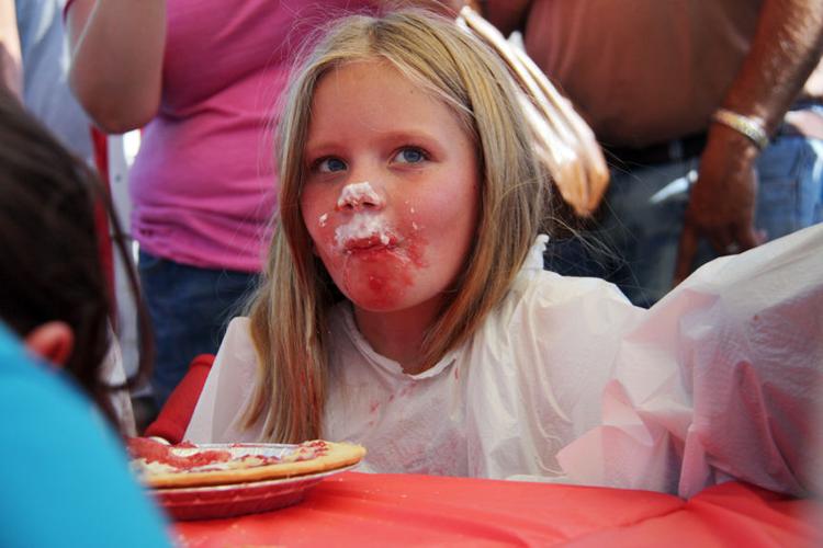 How To Win A Pie Eating Contest Columnists Paysonroundup how-to-win-a-pie-eating-contest-columnists-paysonroundup