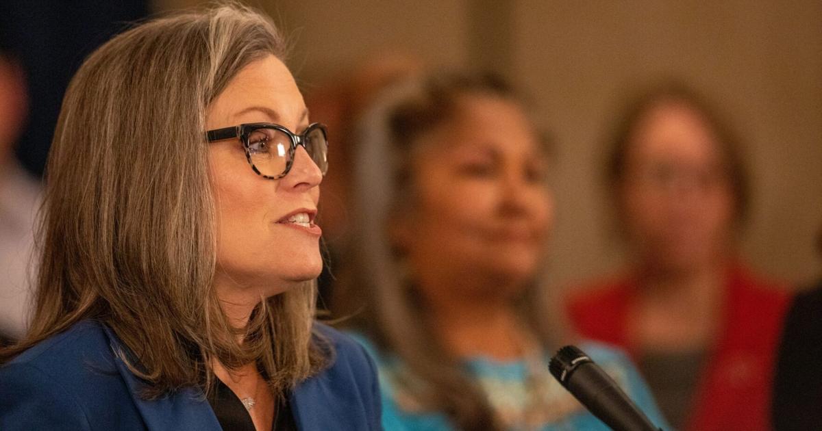 Gov. says no official has right to keep Trump off ballot