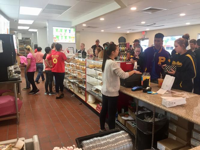 BoSa donuts draws a crowd on opening day Local News