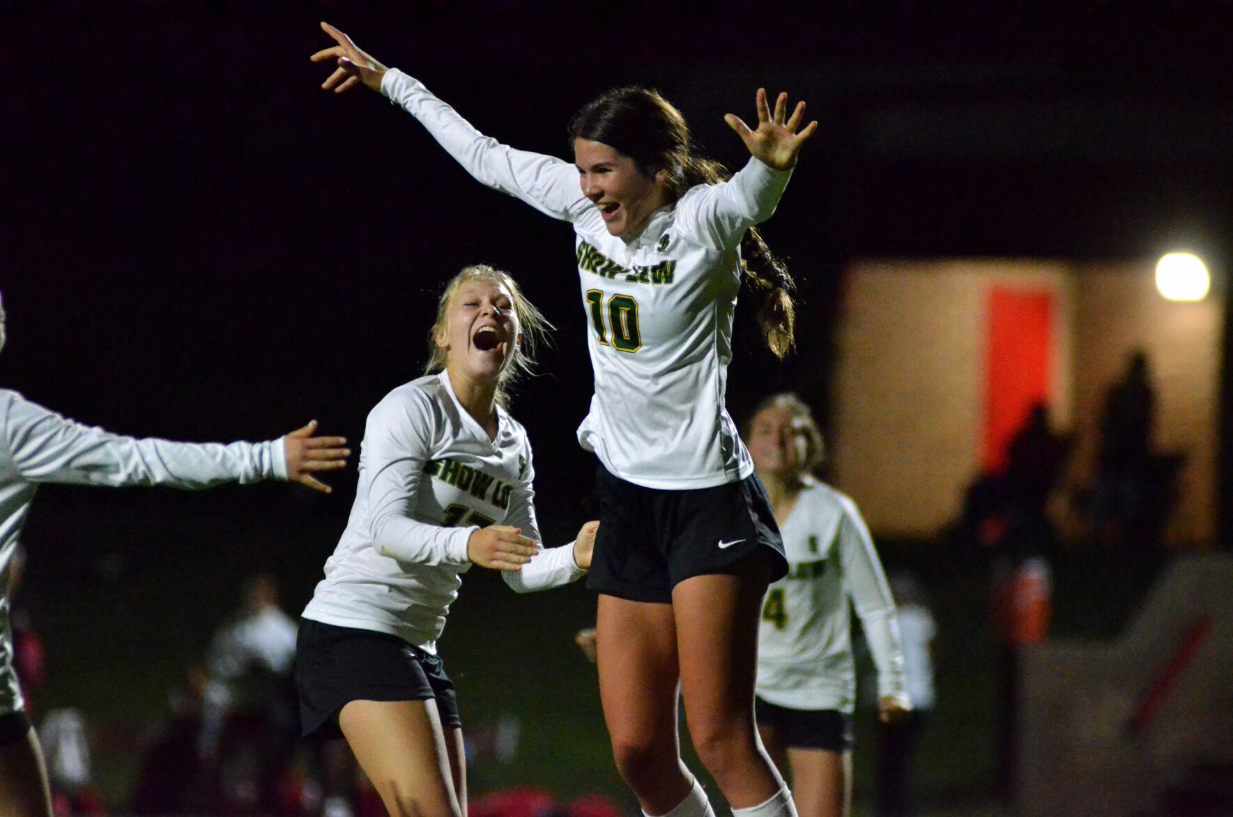 No. 1 Show Low beats No. 2 St. Johns 2-0 in girls soccer | 260