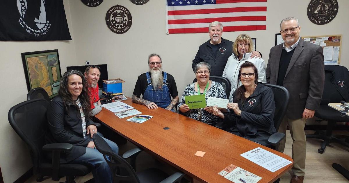 Veterans Helping Veterans receives donation | Business | paysonroundup.com