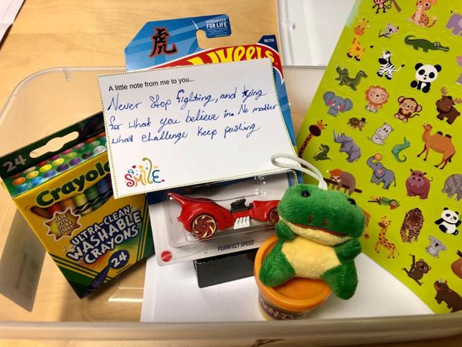 Student volunteers help pediatric patients and visitors at Banner