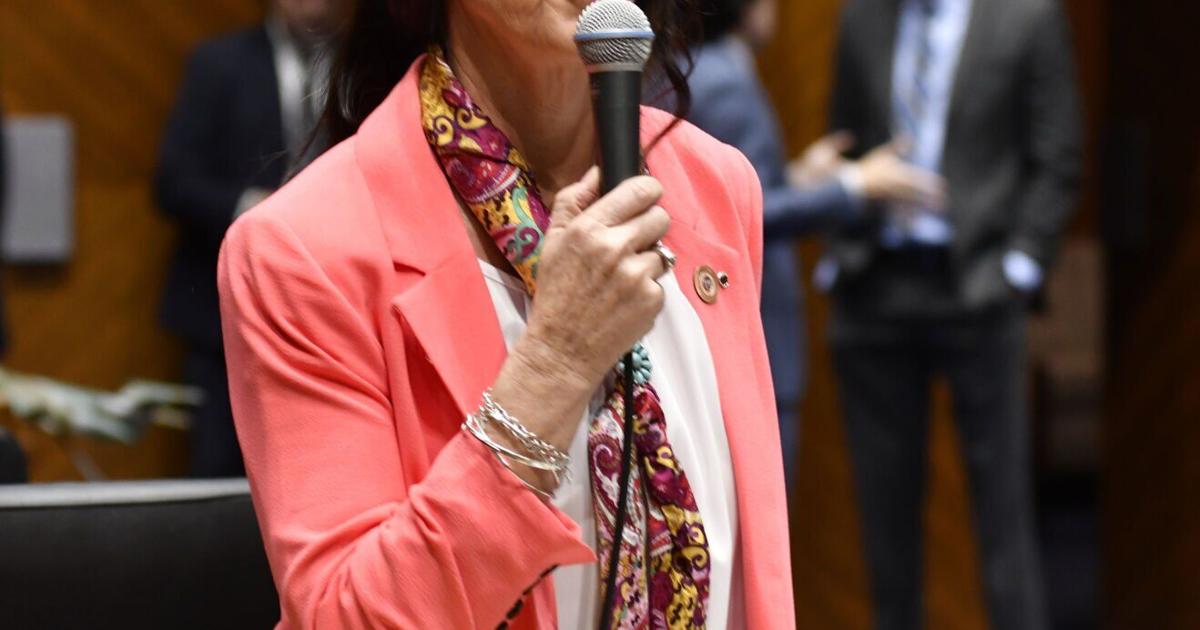 Arizona Governor Vetoes Bill Blocking Chinese Land Purchases