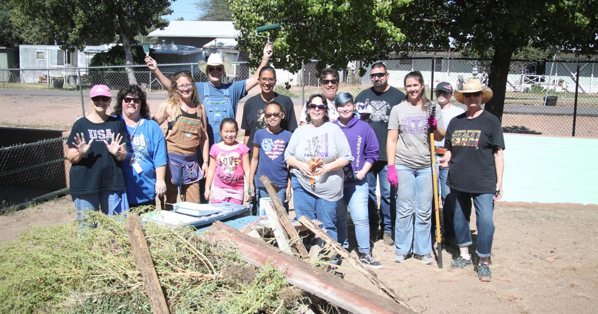 Teacher beautifies Payson Elementary Education