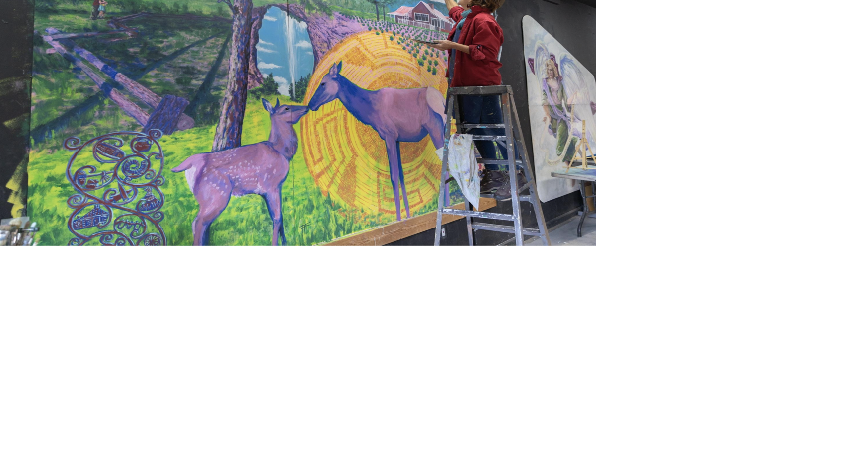 Artist working on newest mural in Pine | Local News | paysonroundup.com
