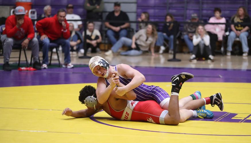 Photos-Payson in Section Tournament | Multimedia | paysonroundup.com