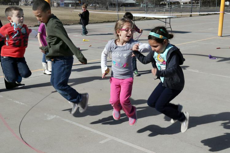 Payson Elementart School students jump rope for hearts
