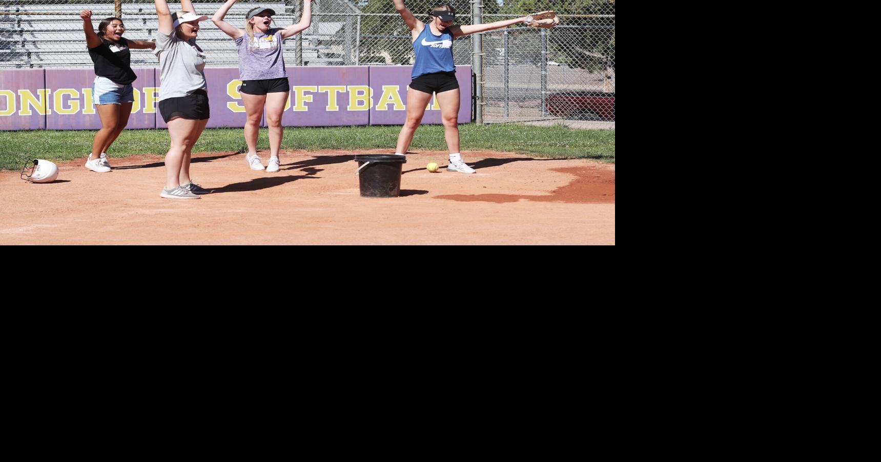 Teaching the fun-damentals of softball | Sports | paysonroundup.com