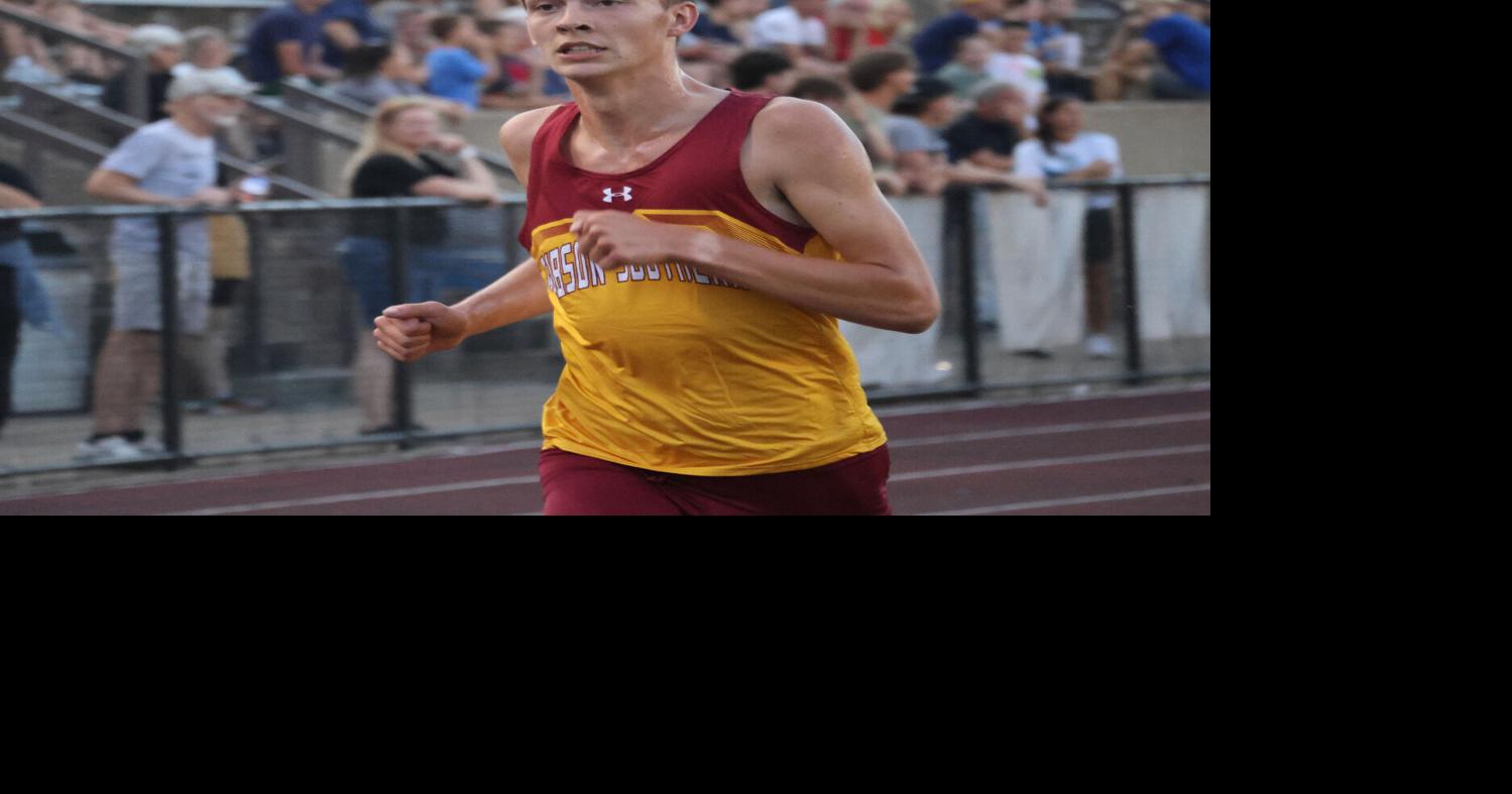 Aidan Alston qualifies for the 2026 IHSAA State Finals in the 3200-Meter Run