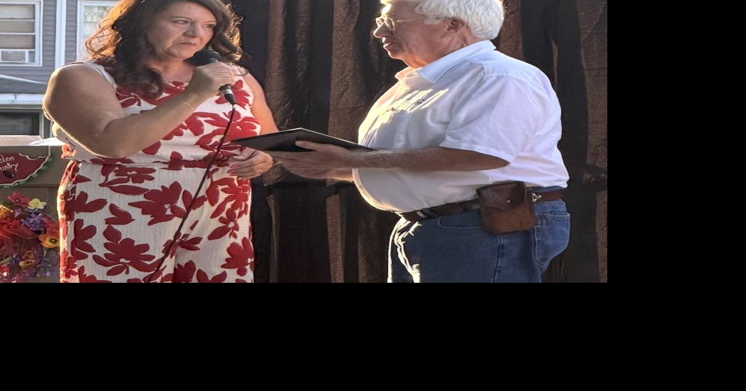 Knowles earns Owensville Watermelon Festival's lifetime achievement award