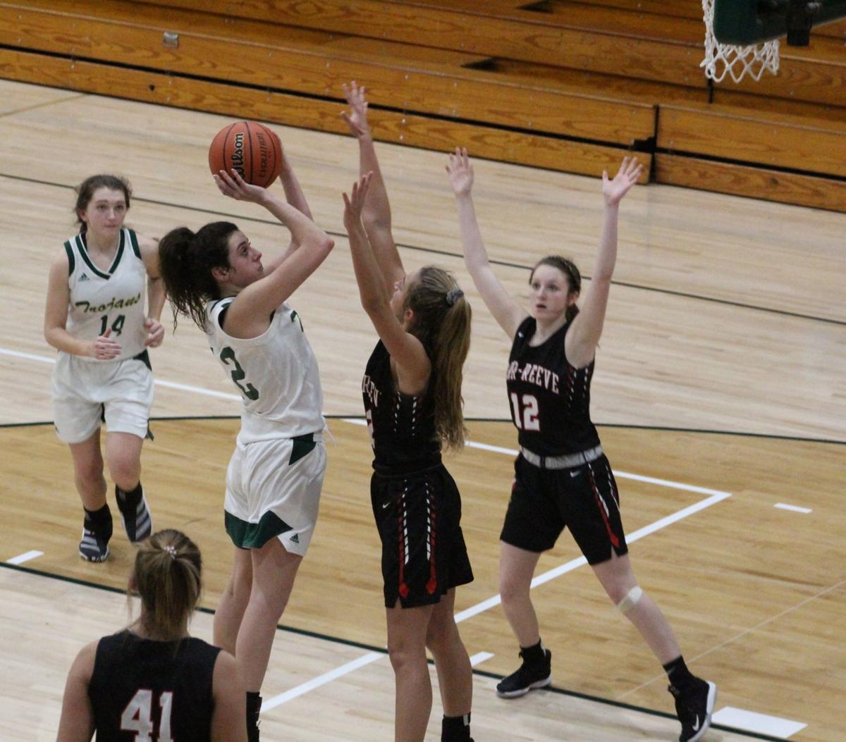 Tigers And Trojans Look For Upsets In Sectional Sports Pdclarion Com
