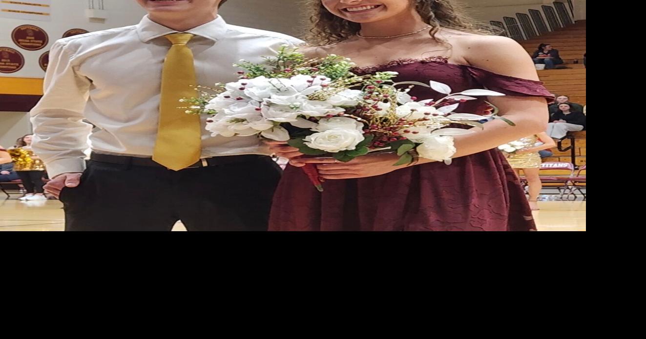 Parmer, Anderson crowned at GSHS Homecoming | News | pdclarion.com