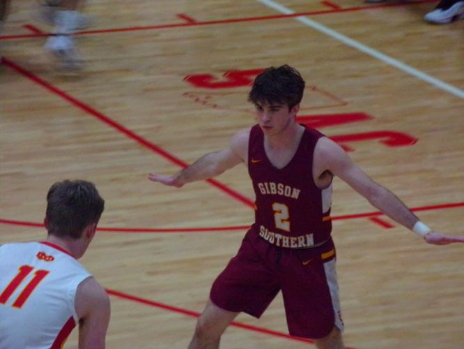 Hurless' clutch free throws seal road win over Mater Dei Sports