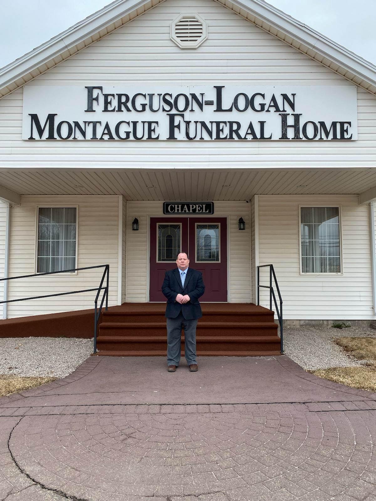 Demarco Stone Funeral Home - yj20ixc