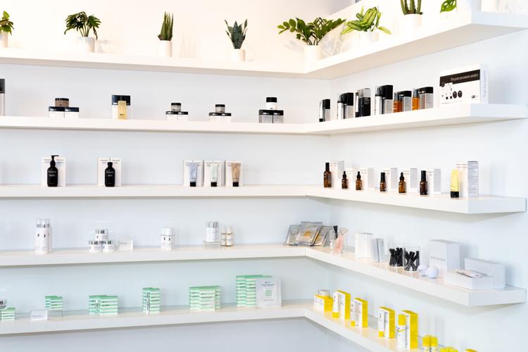 FACE FOUNDRIÉ does teacher and nurse appreciation giveaway Business