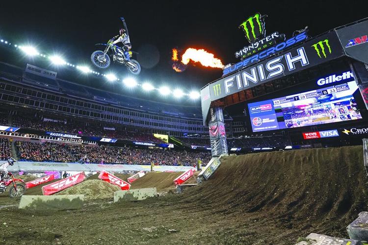 Supercross to arrive soon in Glendale | Features | peoriatimes.com