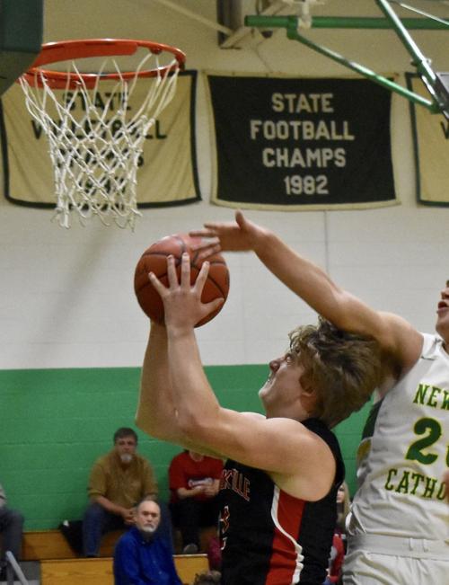 Crooksville At Newark Catholic Boys Basketball Perrytribune Com
