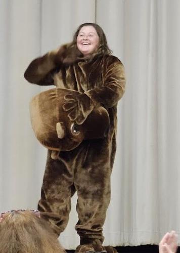 Amy Frame Escape artist speaks to Chamber Groundhog Breakfast | News ...