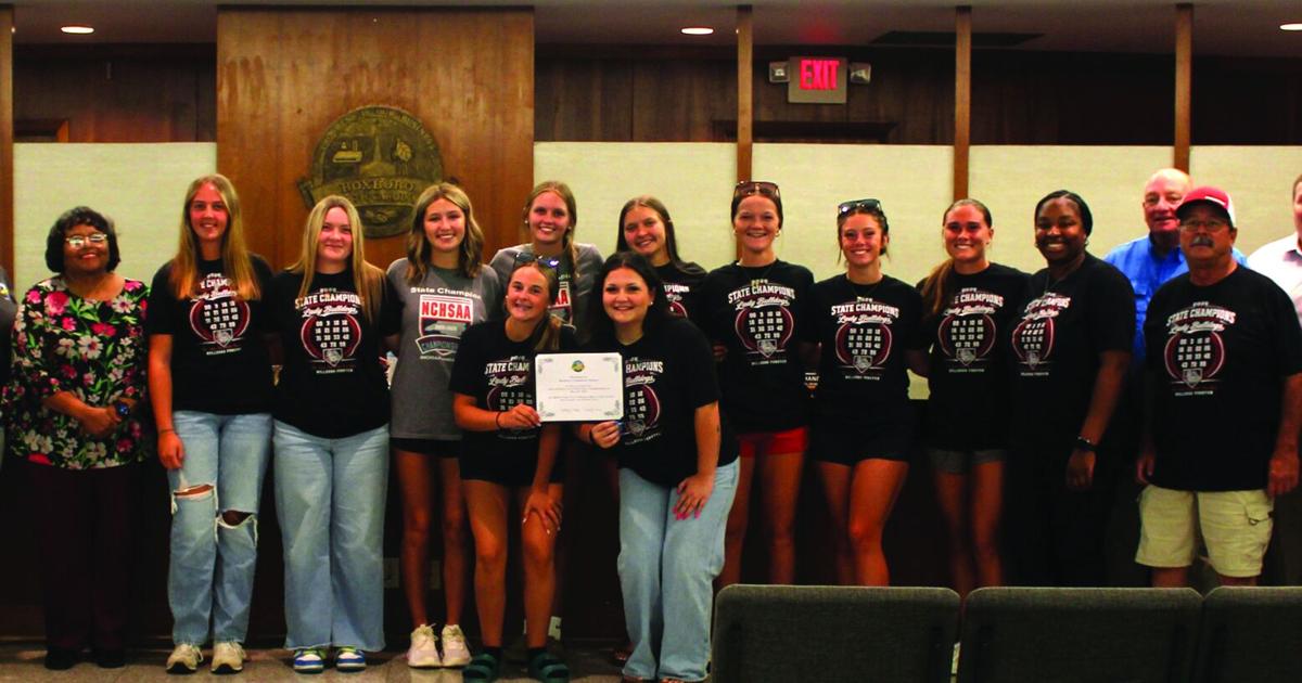 City council honors RCS state champions