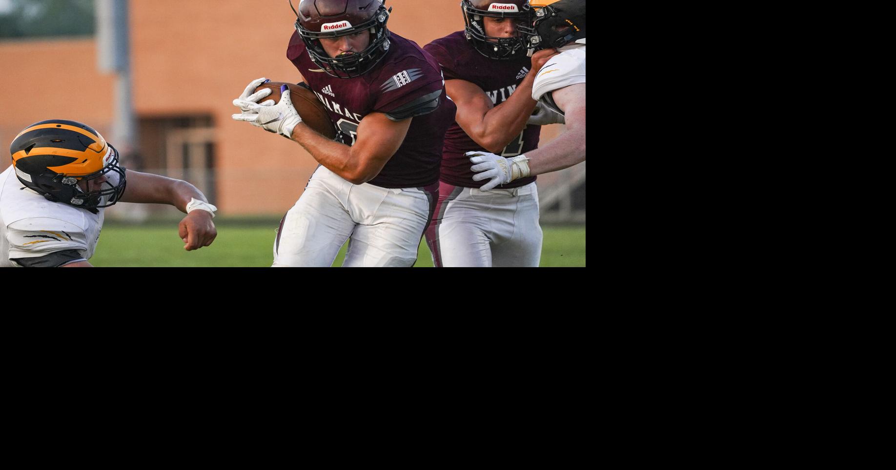 Winamac hands Pioneer firstever HNAC loss in football Sports