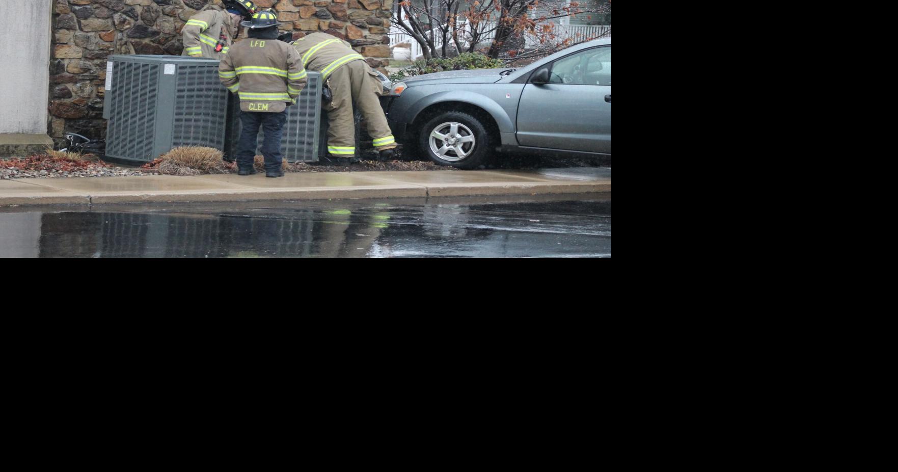 Car collides with Logansport Savings Bank in afternoon crash News