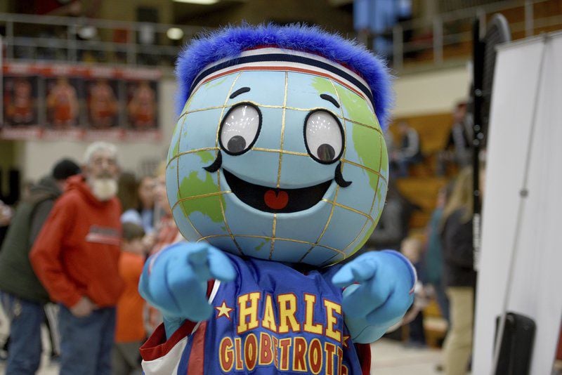 Harlem Globetrotters entertain fans at the Berry Bowl | Local News ...