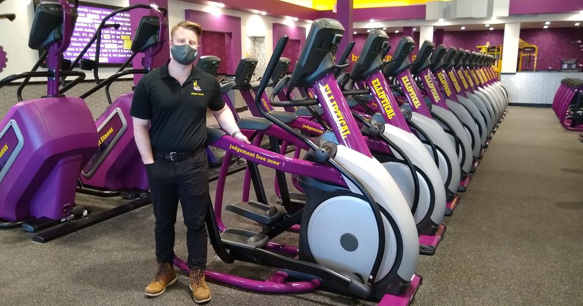 Ellipticals at Planet Fitness 