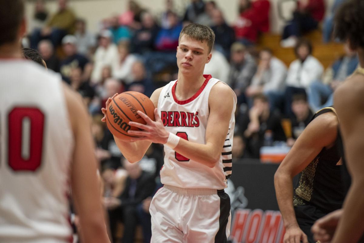 Boys Bb Noblesville Holds Off Logansport S Comeback Bid Sports