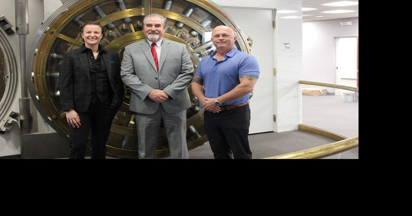 Destination dining, luxury apartments being developed in downtown Peru