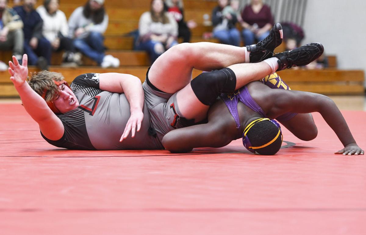 (gallery only) logan_v_marion_wrestling_0015.JPG