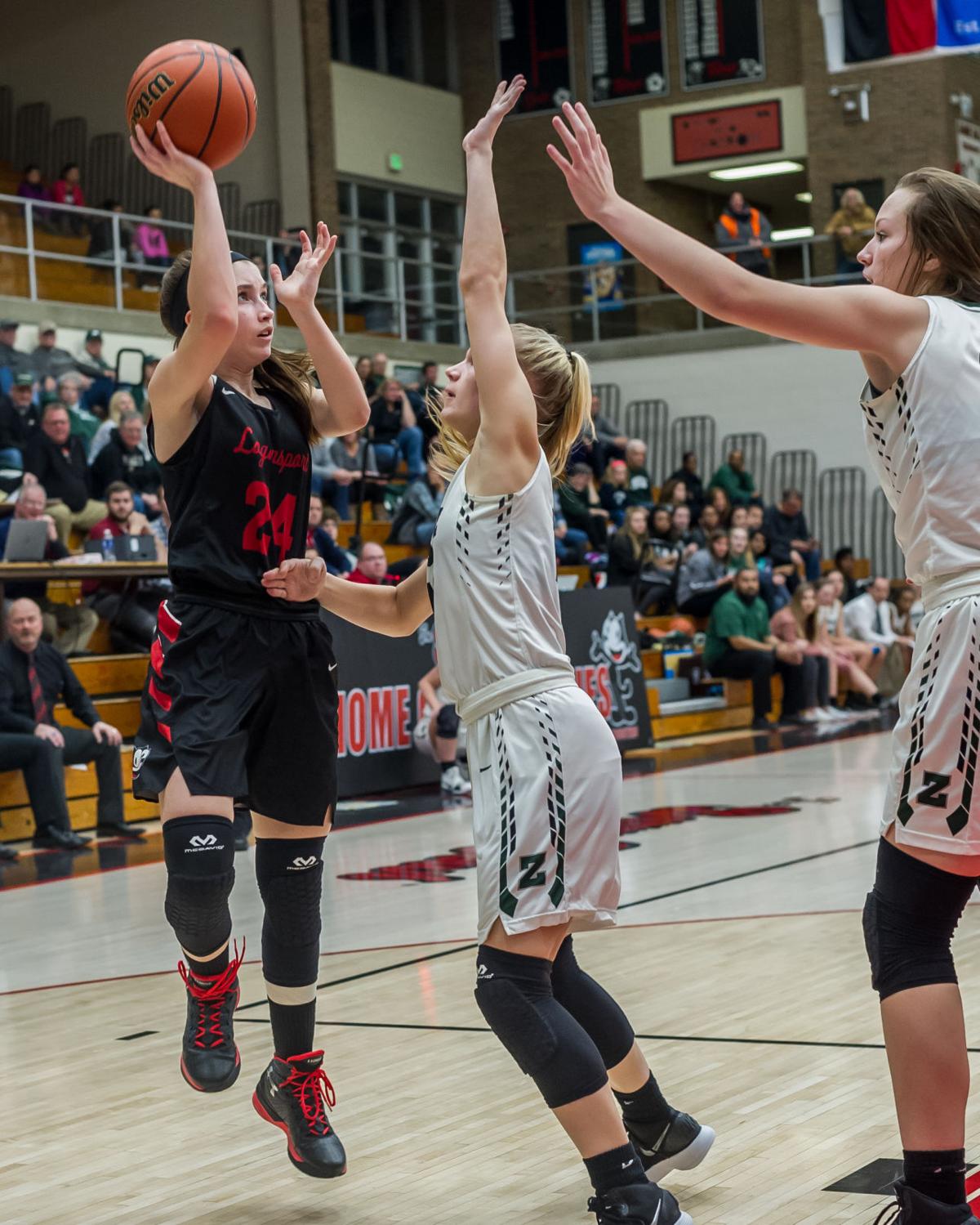 Zionsville Too Tall Athletic But Berries Scrap Sports