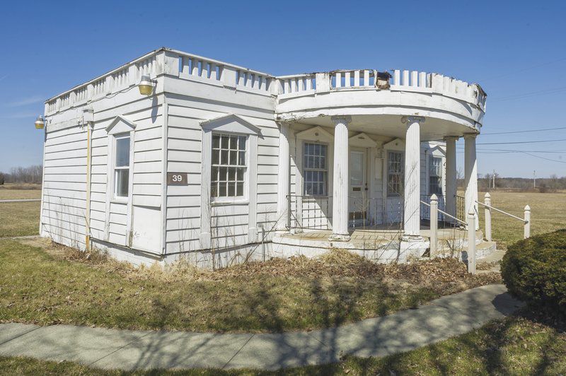 white-house-down-plans-to-demolish-executive-residence-replica-built-in-logansport-are