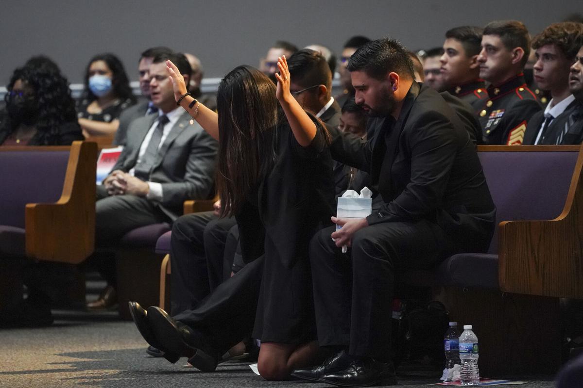 sanchez_funeral_0013.jpg