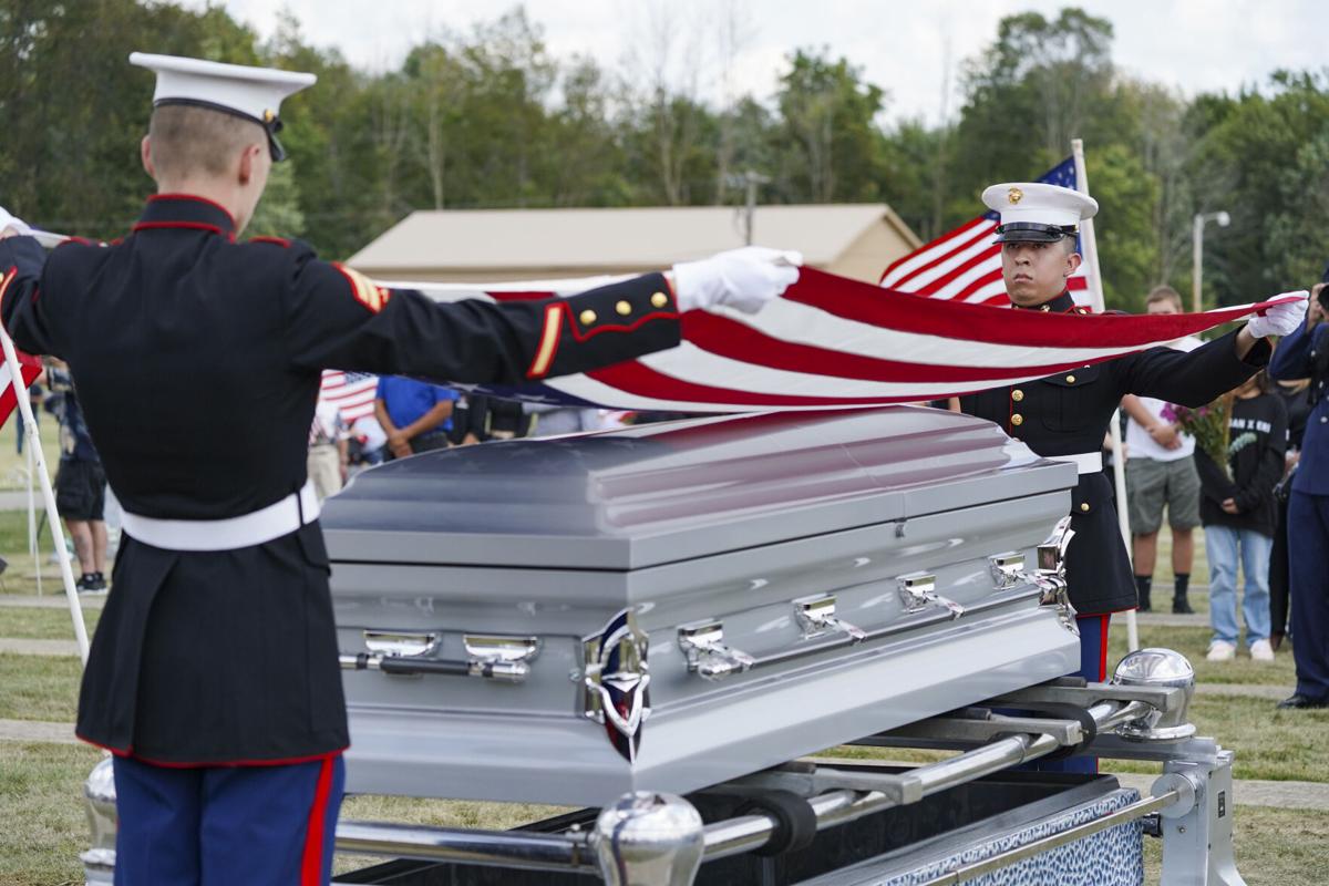 (gallery only) sanchez_funeral_0048.JPG